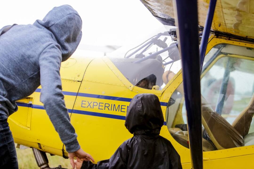 "Tarptautinė aviacijos šventė Lietuvos 100-mečiui"
