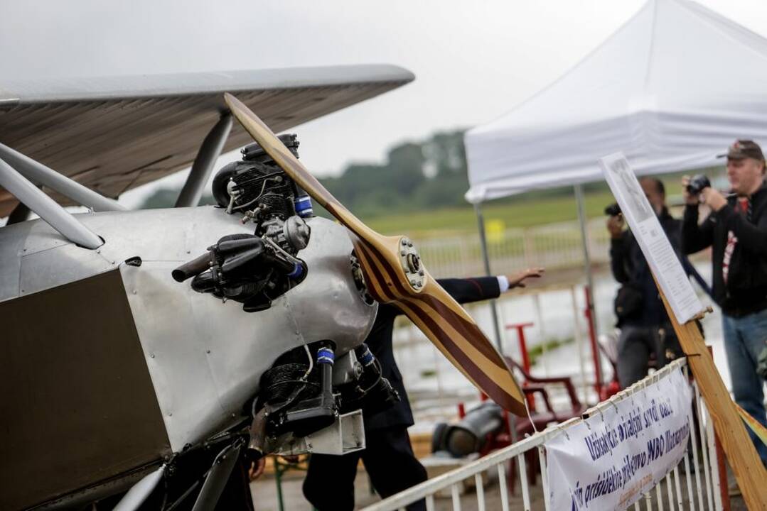 "Tarptautinė aviacijos šventė Lietuvos 100-mečiui"