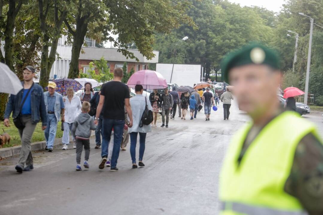"Tarptautinė aviacijos šventė Lietuvos 100-mečiui"