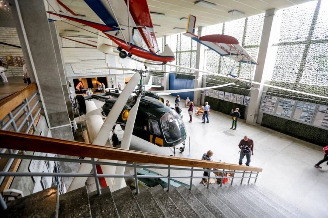 "Tarptautinė aviacijos šventė Lietuvos 100-mečiui"