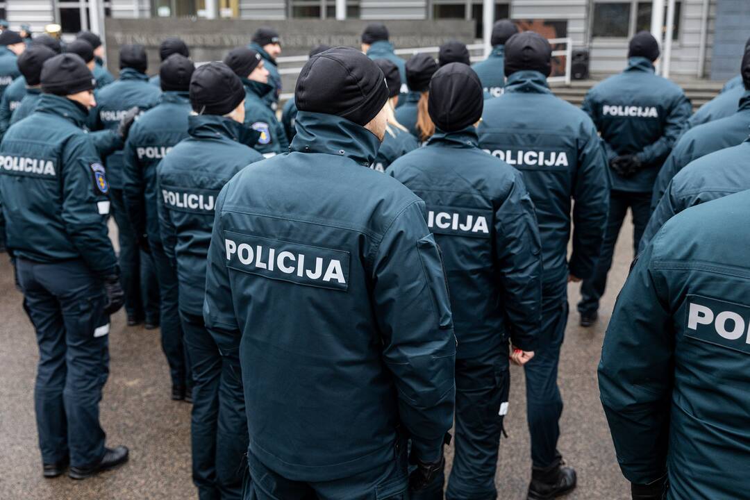 Policijos pareigūnai sukelti ant kojų: išėjusi iš namų dingo paauglė
