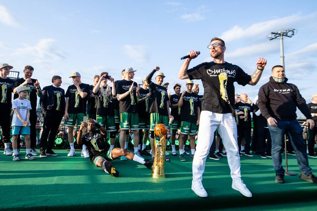 „Žalgirio“ komandos susitikimas su sirgaliais laimėjus LKL finalą
