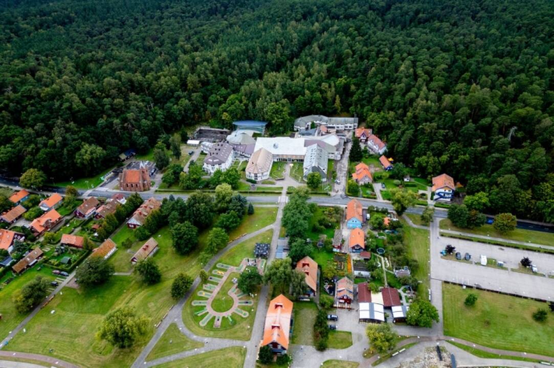 Valstybė ir Neringos valdžia turi atlyginti 0,9 mln. eurų jachtininkų viešbučio savininkams