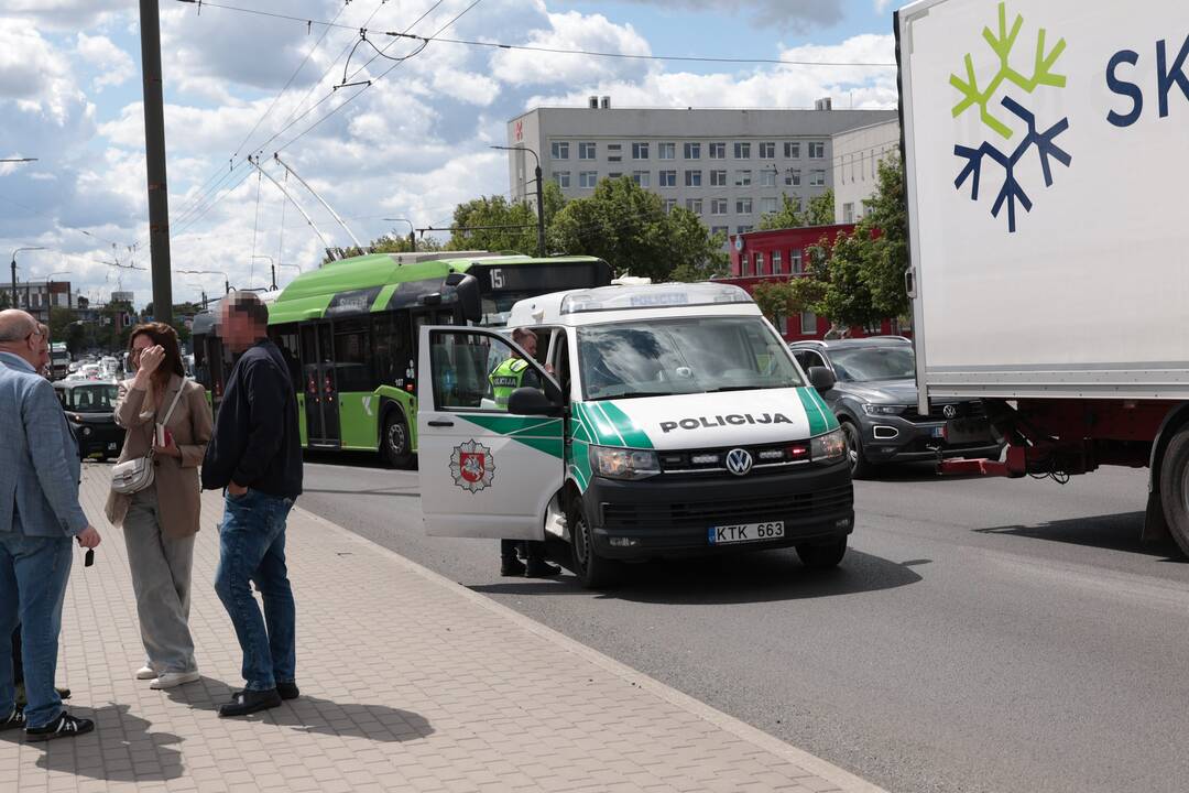 Kauno meras pėsčiųjų perėjoje partrenkė vyrą