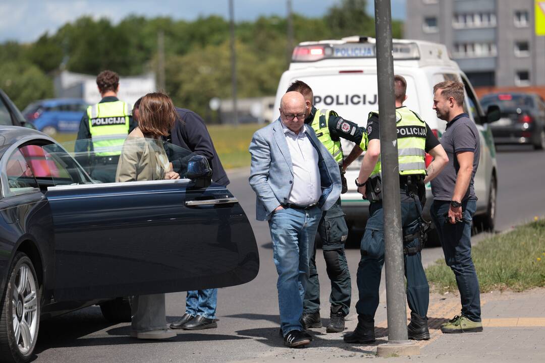 Kauno meras pėsčiųjų perėjoje partrenkė vyrą