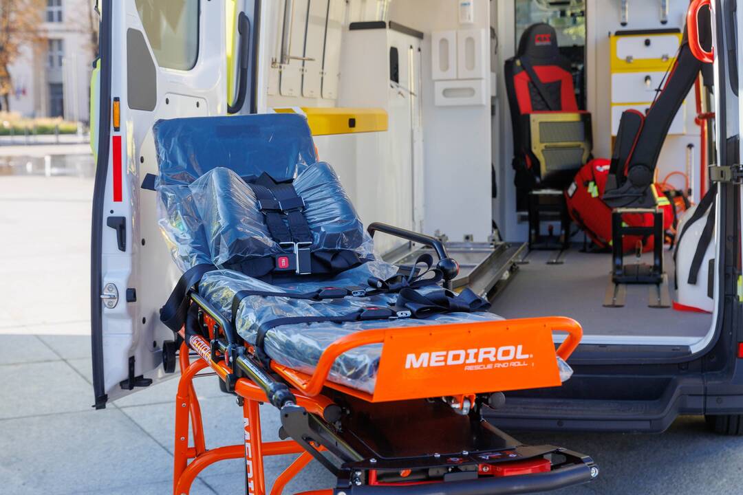 Pakeliui į ligoninę mirė Palangos aplinkkelyje sužalotas visureigio vairuotojas