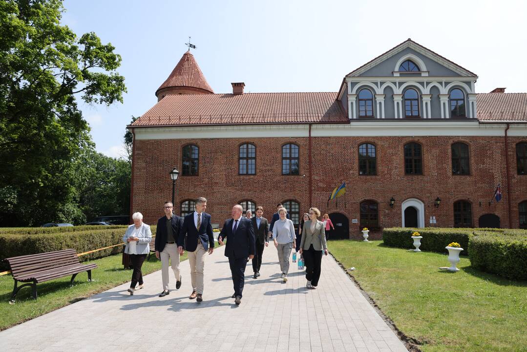 Temos: vizito metu aptarta daug klausimų.