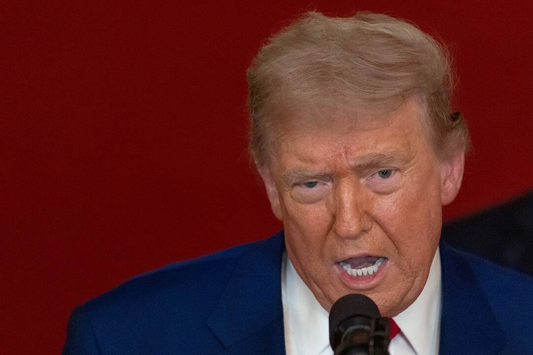 Donaldas Trumpas: JAV atakavo ir visiškai sunaikino tris Irano branduolinius objektus