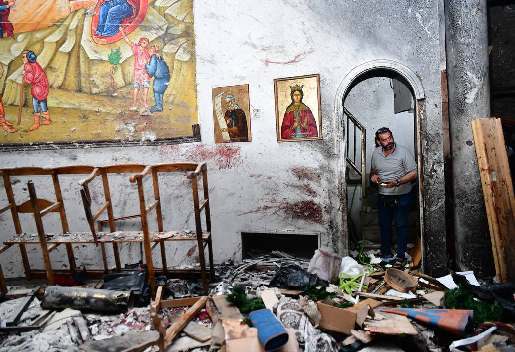 ES smerkia išpuolį bažnyčioje Damaske