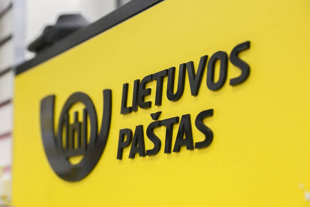 Per Jonines dirbs tik dalis Lietuvos pašto skyrių