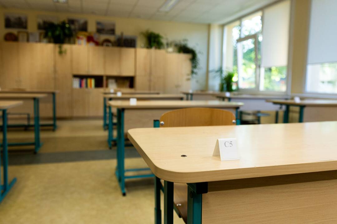 Po sprendimo dėl egzaminų plūsta moksleivių skundai