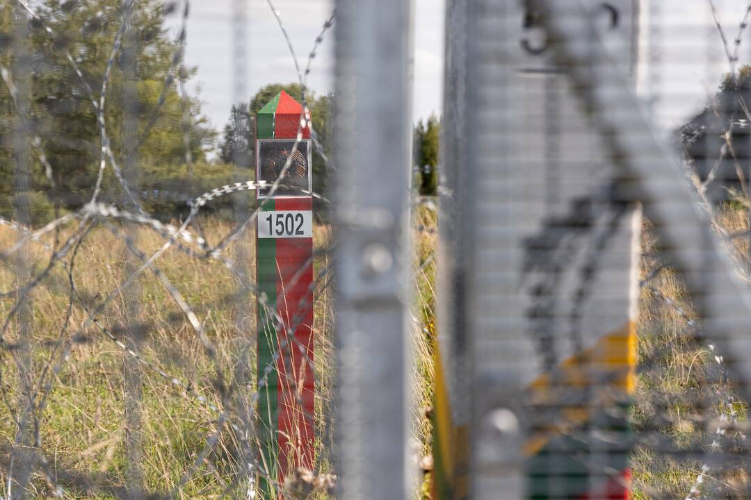 Pasienyje su Baltarusija apgręžti keturi neteisėti migrantai