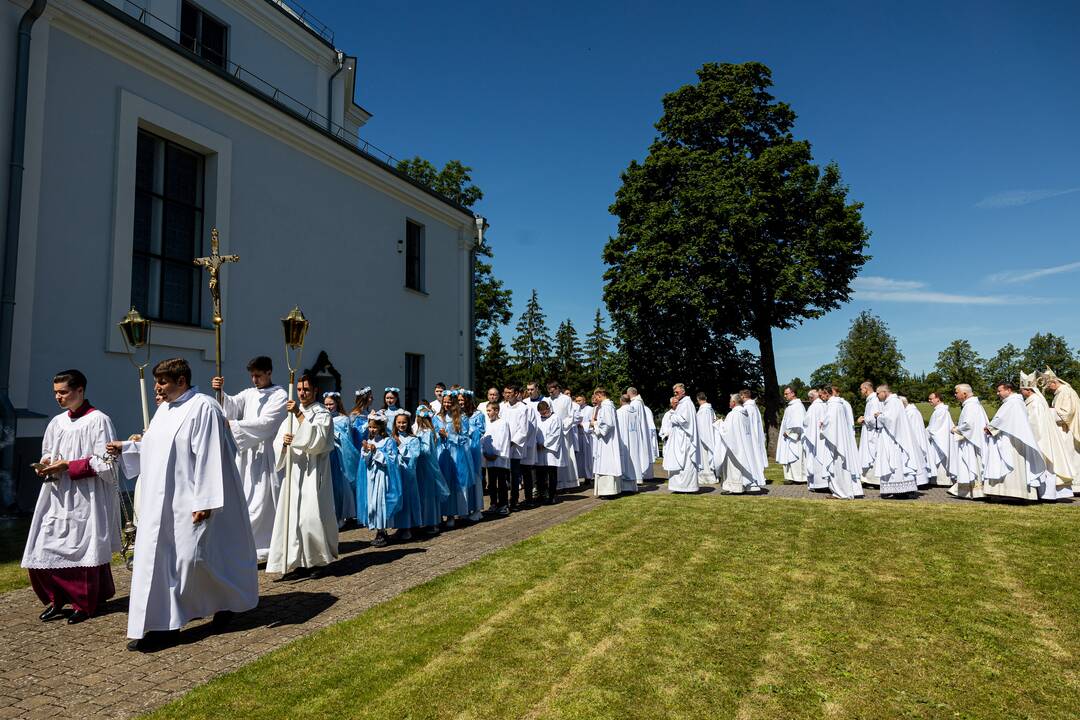 Prasidėjo Didieji Žemaičių Kalvarijos atlaidai