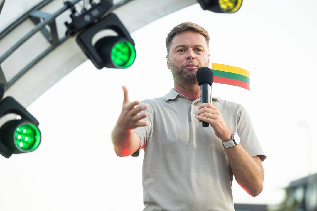 Lietuvius visame pasaulyje vienijantis Tautiškos giesmės giedojimas