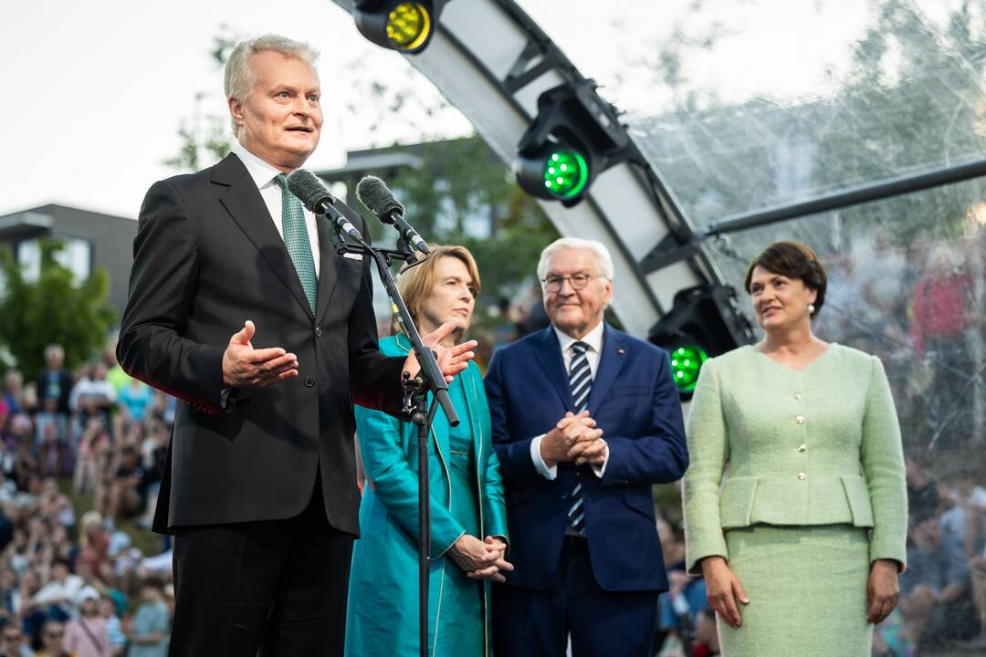 Lietuvius visame pasaulyje vienijantis Tautiškos giesmės giedojimas