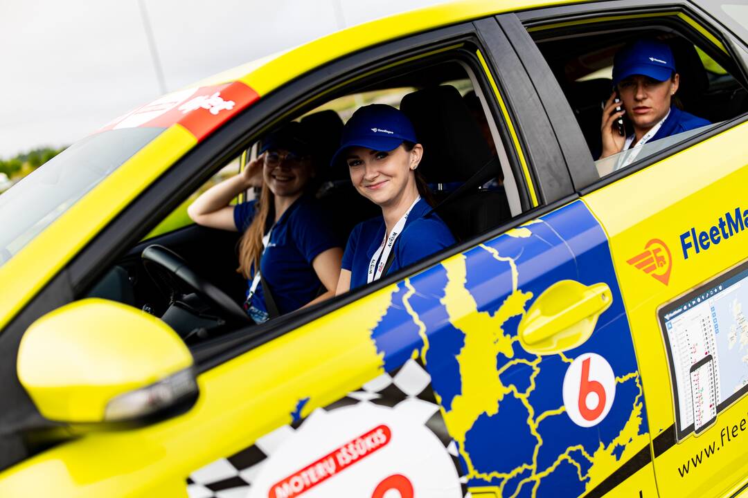 Aurum 1006 km powered by Hankook moterų ralis