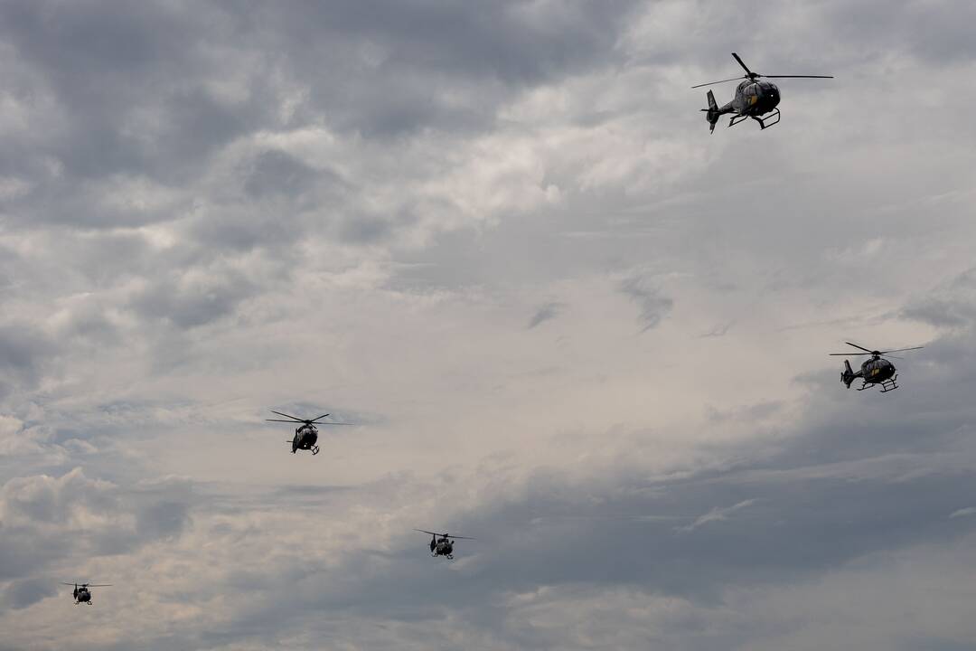 Naujų VSAT sraigtasparnių pristatymas