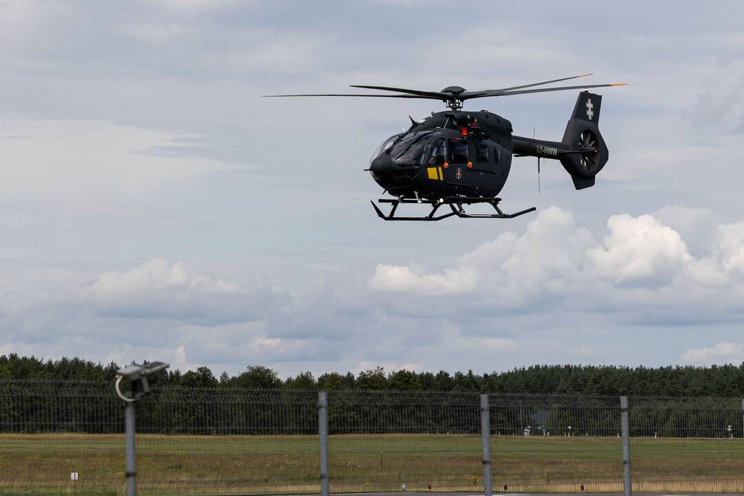 Naujų VSAT sraigtasparnių pristatymas