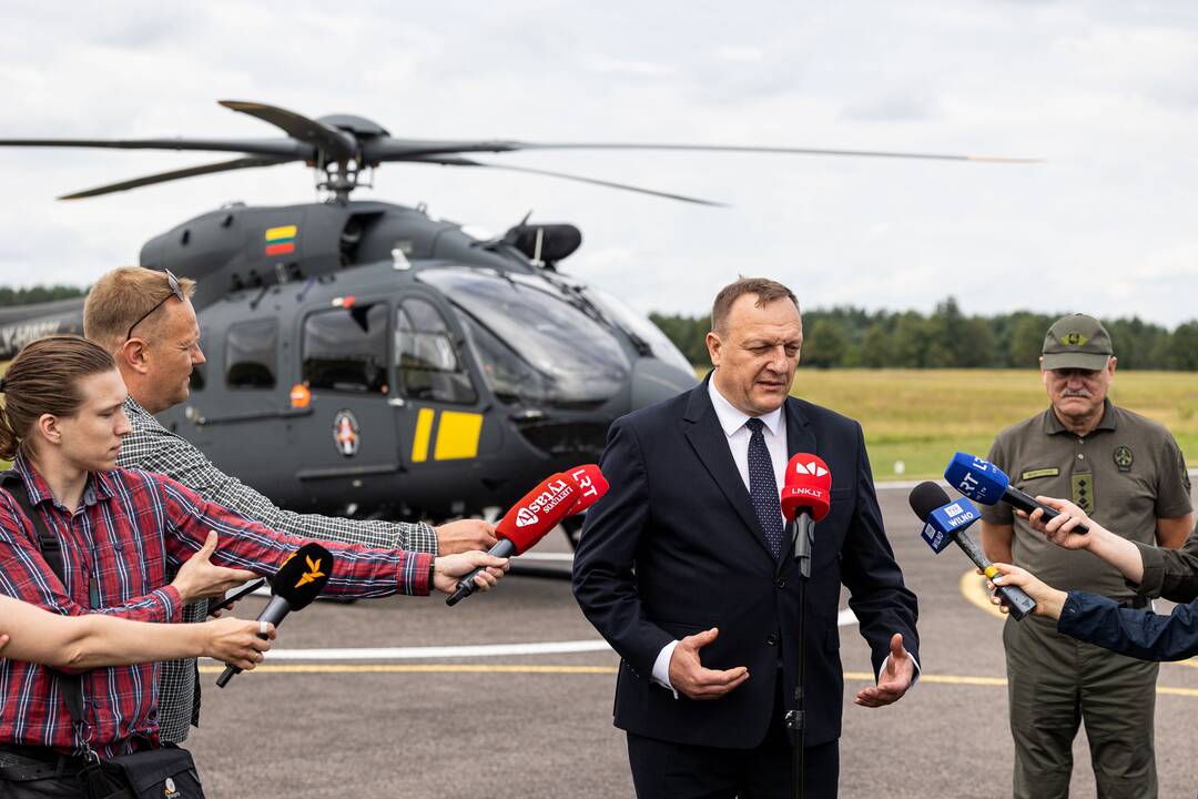 Naujų VSAT sraigtasparnių pristatymas