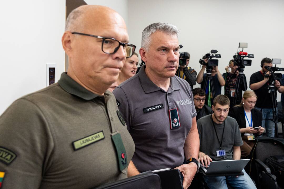 Spaudos konferencija dėl į Lietuvą įskridusio bepiločio orlaivio