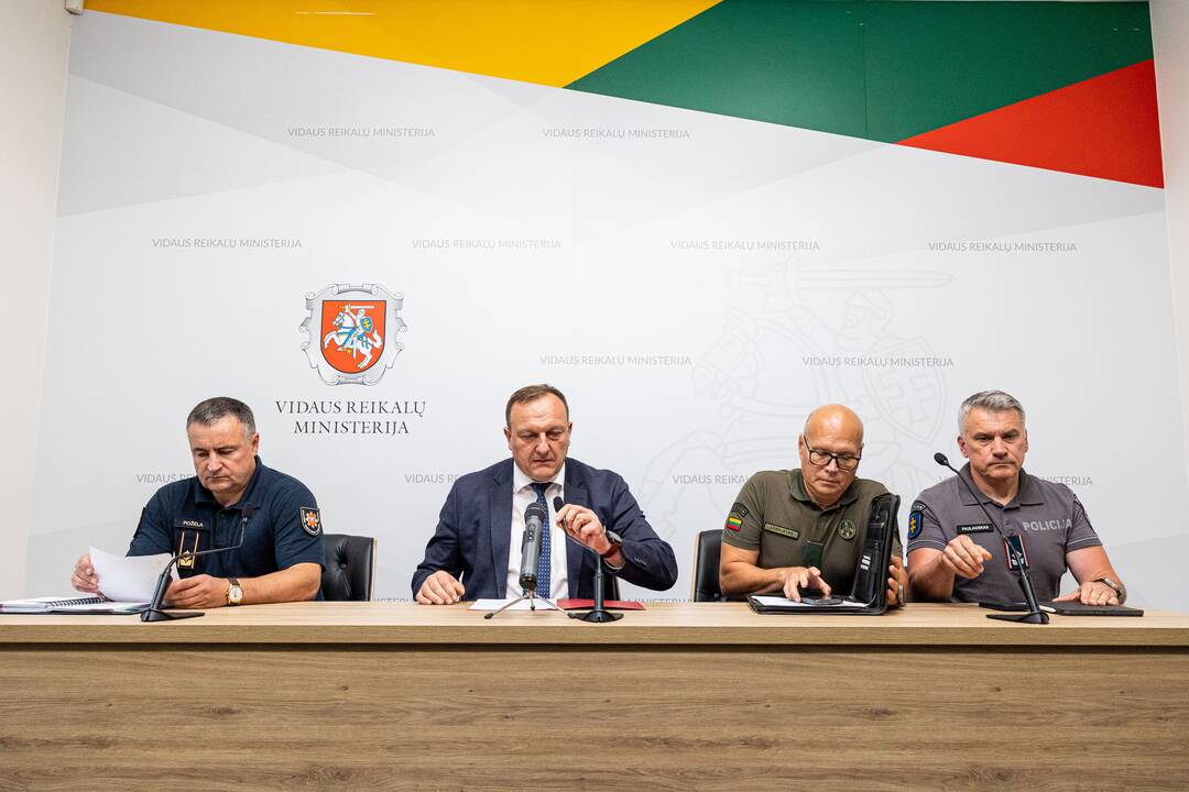 Spaudos konferencija dėl į Lietuvą įskridusio bepiločio orlaivio