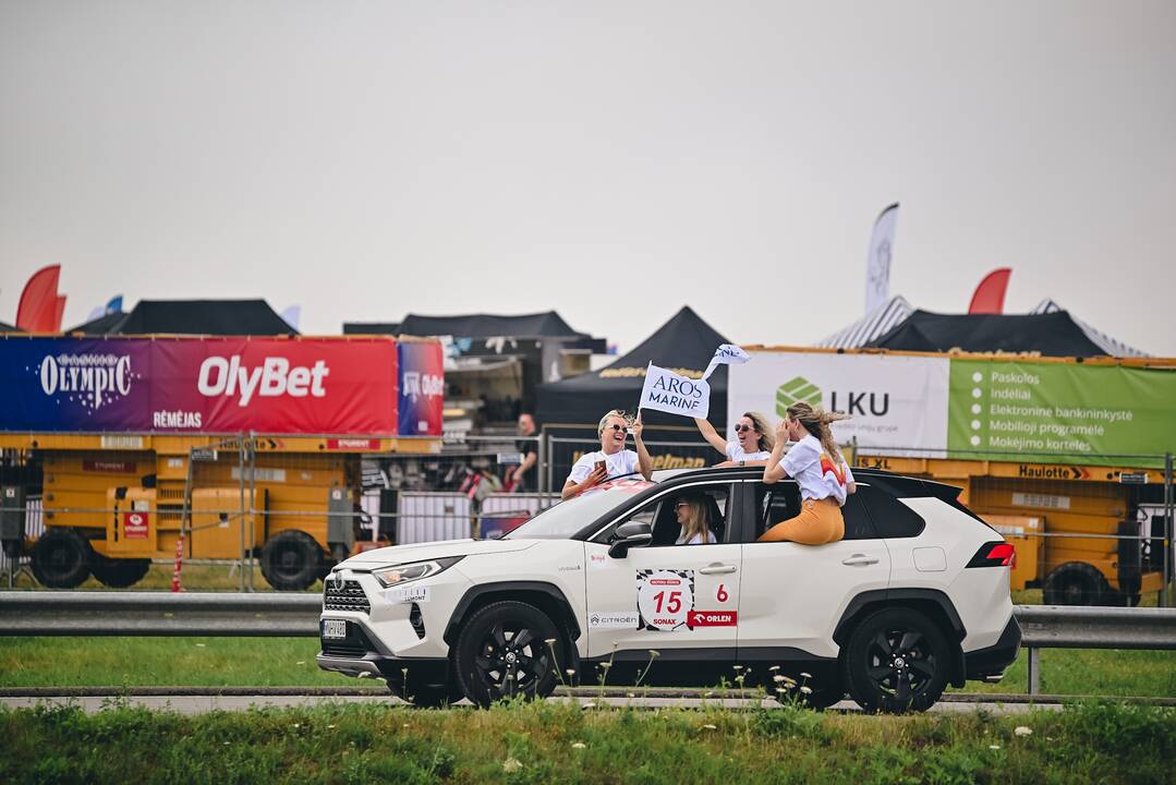 Aurum 1006 km powered by Hankook moterų ralis
