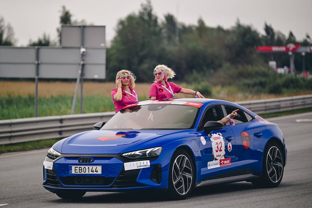 Aurum 1006 km powered by Hankook moterų ralis