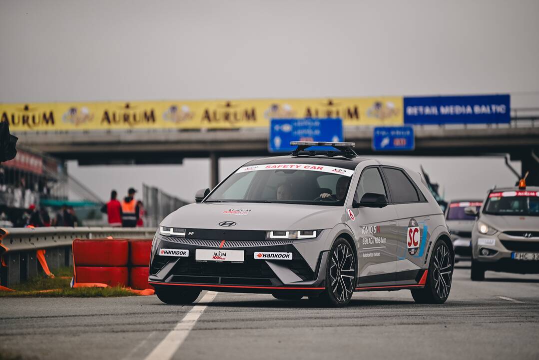 Aurum 1006 km powered by Hankook moterų ralis
