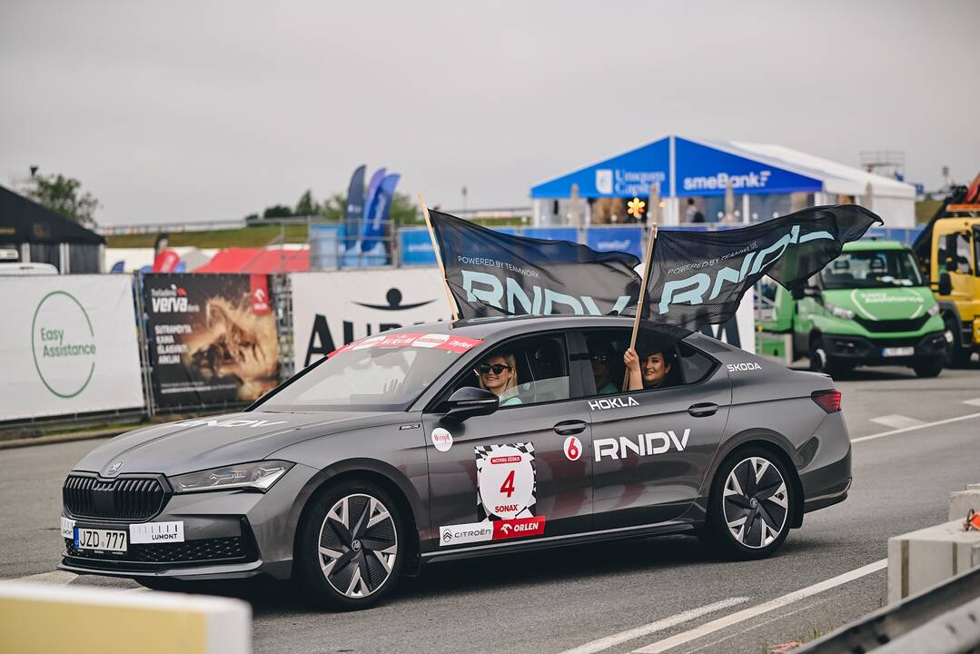Aurum 1006 km powered by Hankook moterų ralis