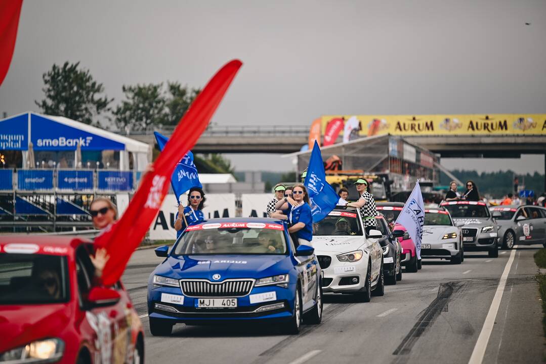 Aurum 1006 km powered by Hankook moterų ralis