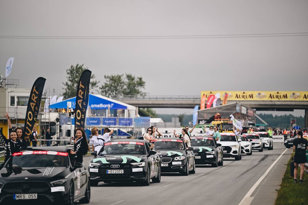 Aurum 1006 km powered by Hankook moterų ralis