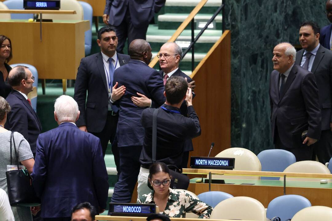 Arabų šalys prisijungė prie raginimų „Hamas“ nusiginkluoti ir atsisakyti valdžios Gazos Ruože