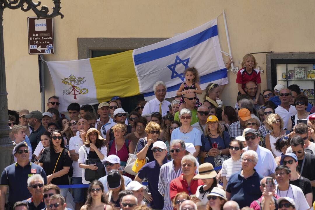 Vatikanas griežtina retoriką Izraelio atžvilgiu po smūgio katalikų bažnyčiai Gazos Ruože