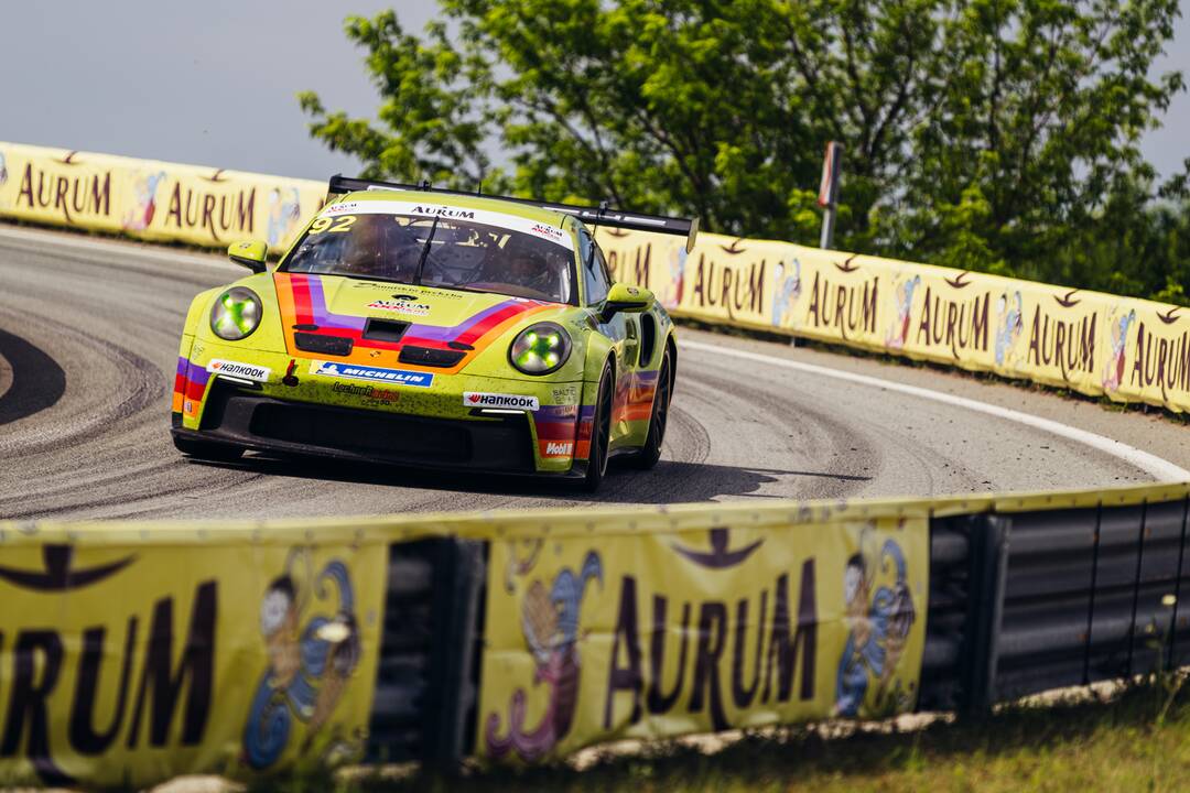 Aurum 1006 km powered by Hankook lenktynių treniruotės