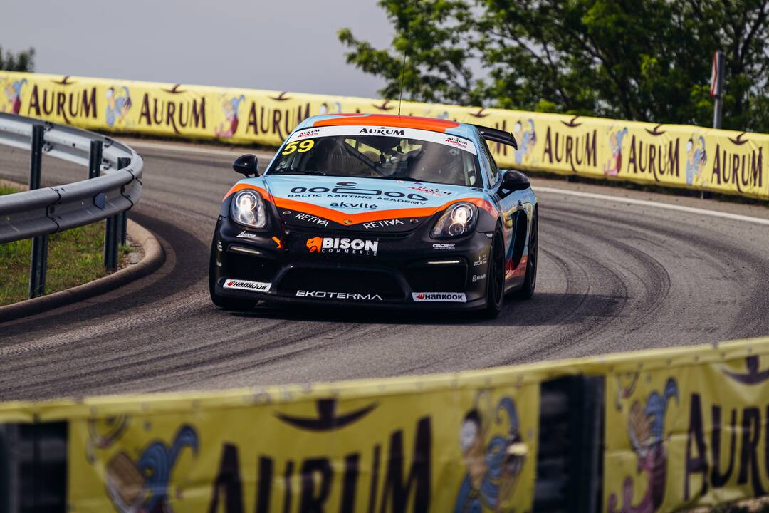 Aurum 1006 km powered by Hankook lenktynių treniruotės