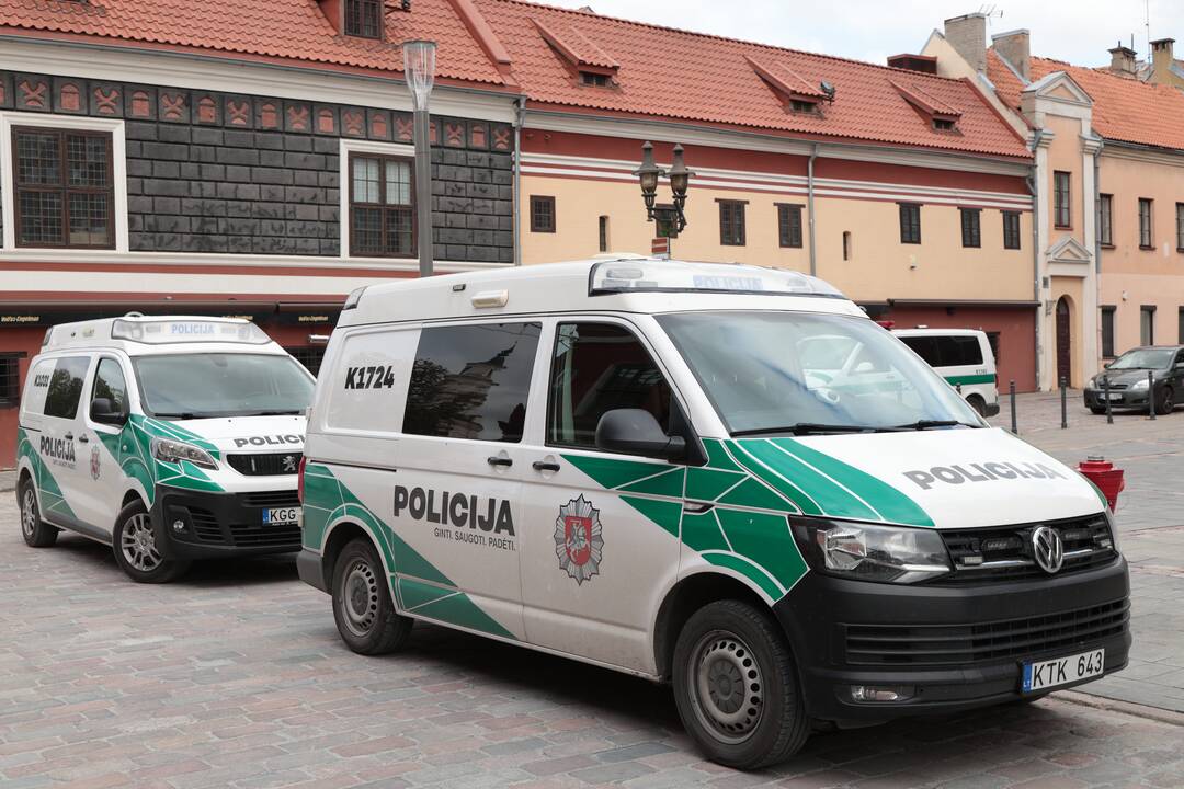 Rotušės aikštėje, bute, rasta negyva moteris
