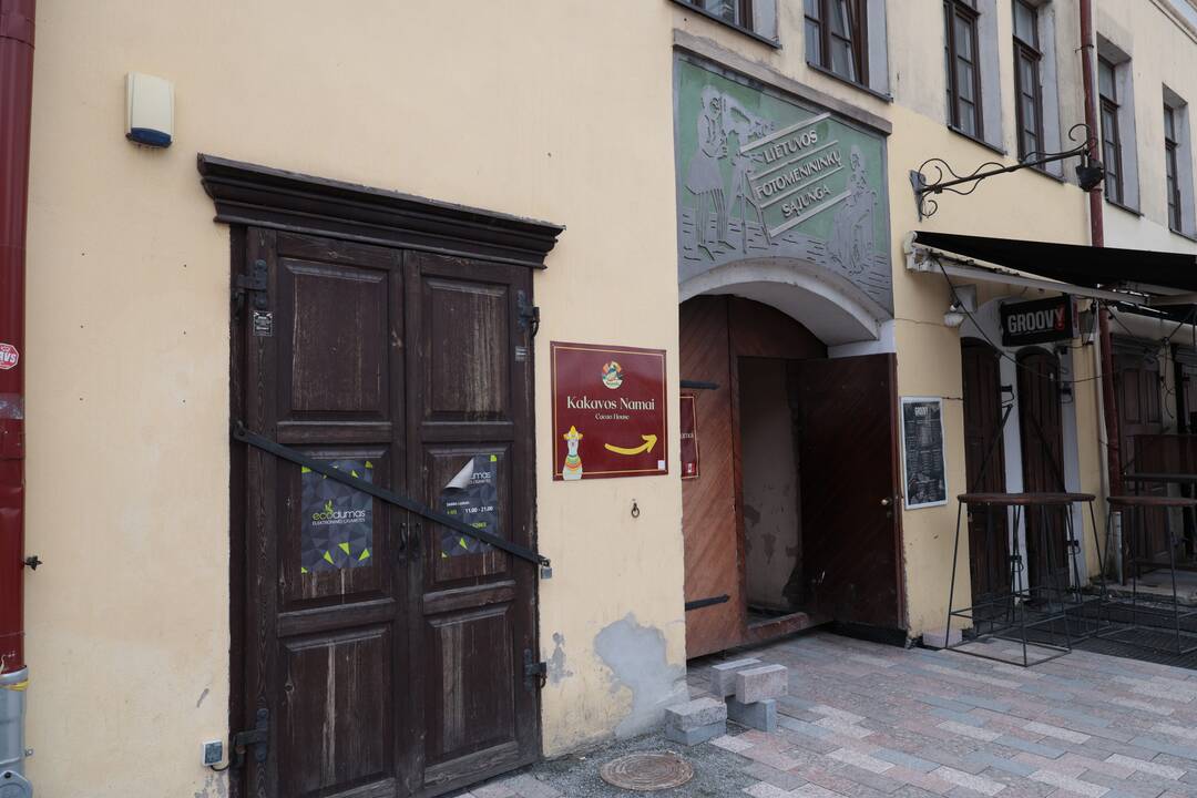 Rotušės aikštėje, bute, rasta negyva moteris