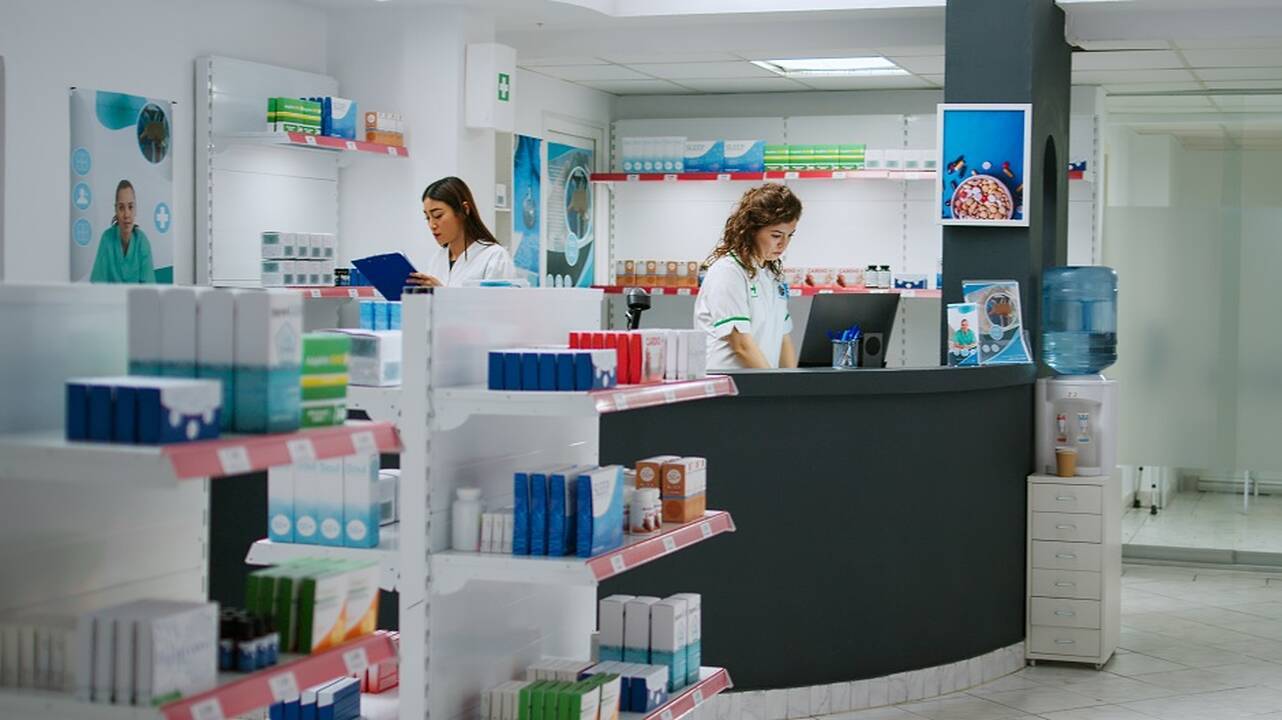 Ketinimas: vaistinės prašo leisti joms prekiauti medikamentais ne tik žmonėms, bet ir gyvūnams, tačiau tokiai idėjai yra daug nepritariančių.