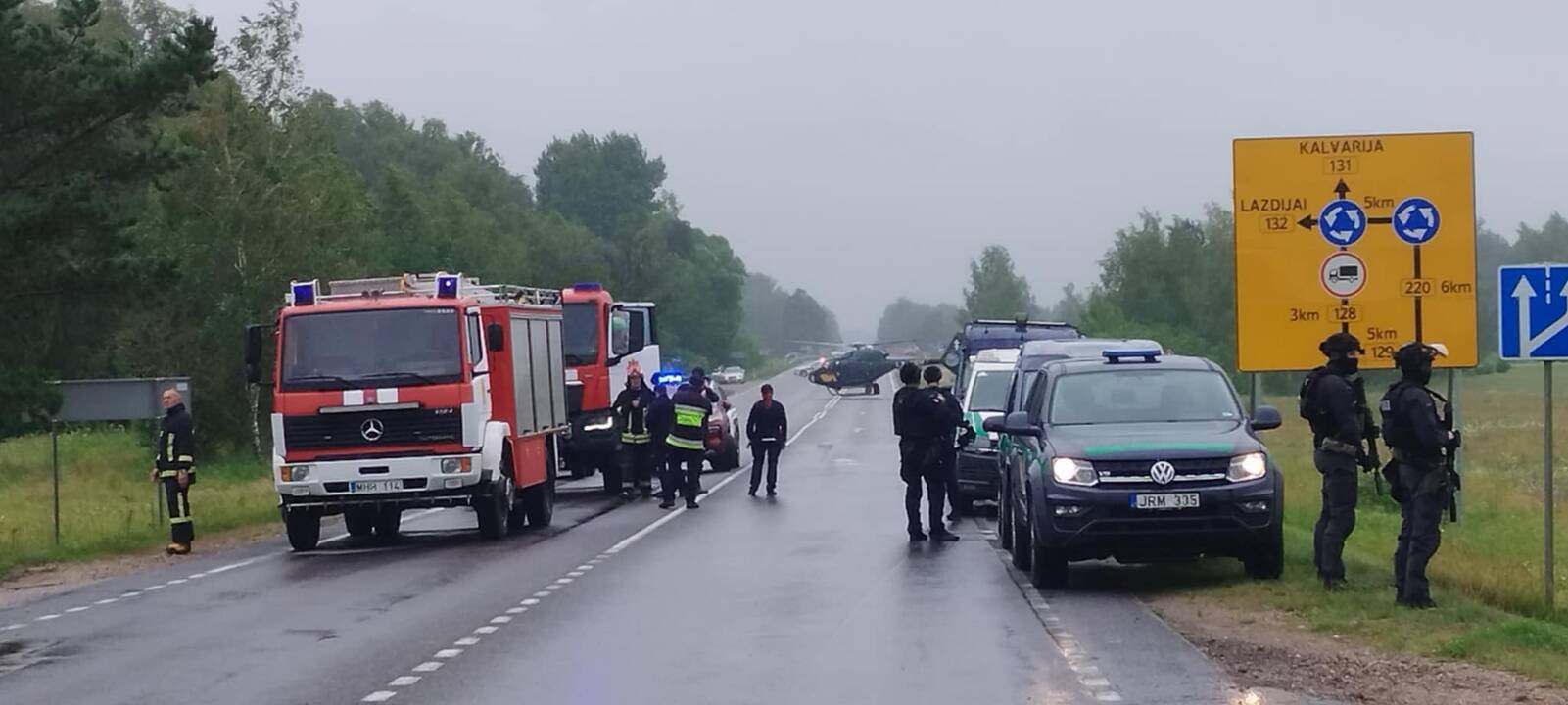 Šaudynės Alytaus rajone: užsidegė bėglio ir policijos automobiliai