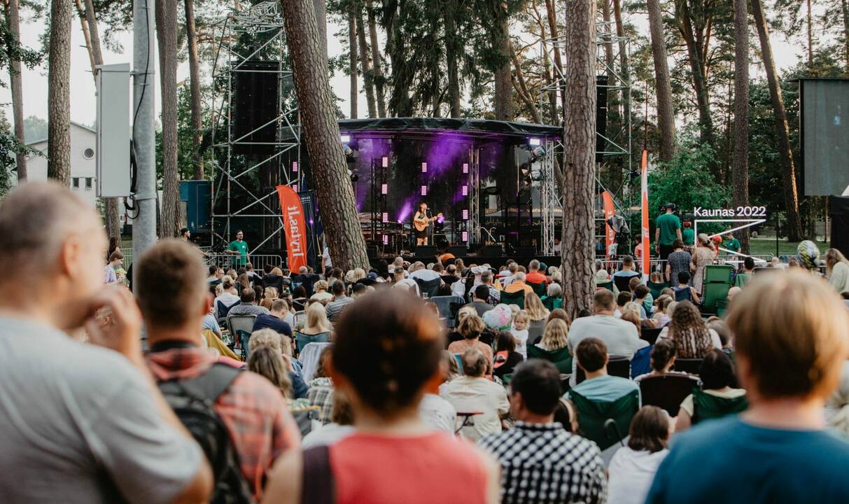 Išskirtinis: Akacijų alėja – tai ne tik festivalis, bet ir gili tradicija, tapusi neatsiejama Kauno rajono tapatybės dalimi.