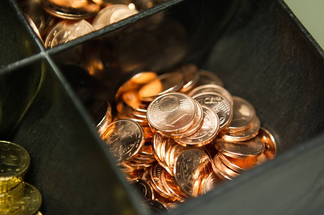Lietuvos bankas įvardijo, kiek per du mėnesius grąžinta vieno ir dviejų centų monetų