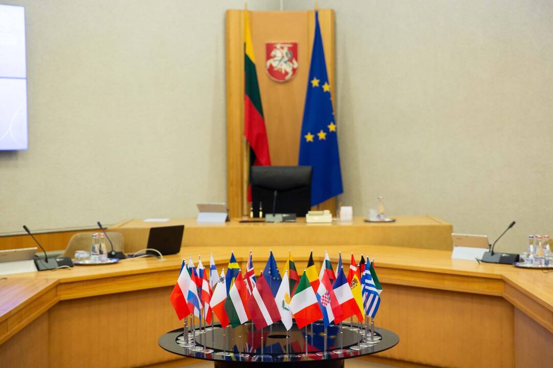 Pusei ministrų atostogaujant nevyks Vyriausybės posėdis