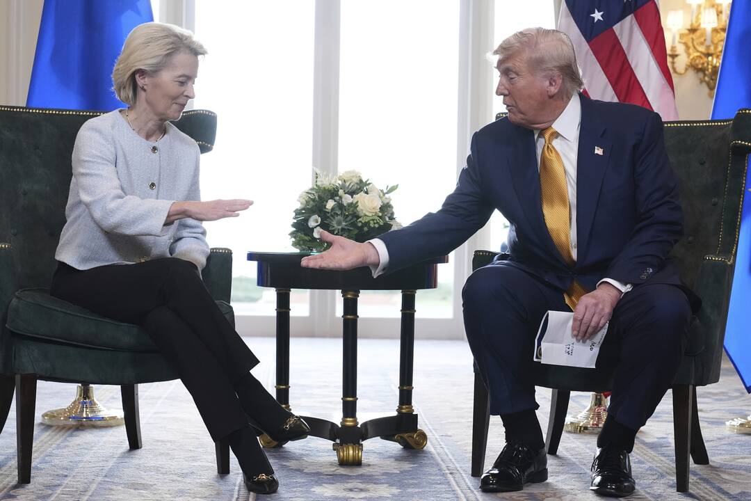 Orbanas: Trumpas pusryčiams suvalgė EK vadovę