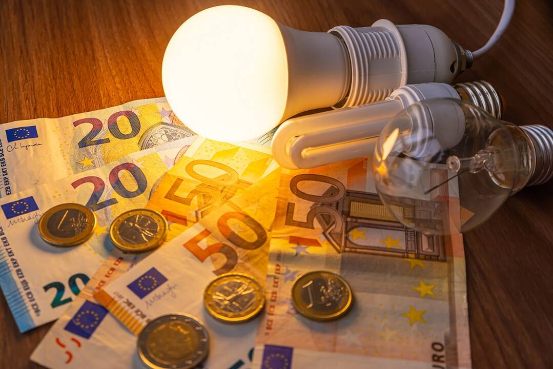 LEA: fiksuotos elektros kainos planų tarifai per savaitę pakito skirtingai
