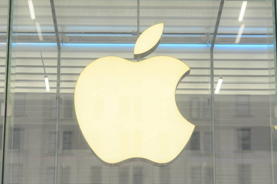 „Apple“ apskundė EK skirtą 500 mln. eurų dydžio baudą