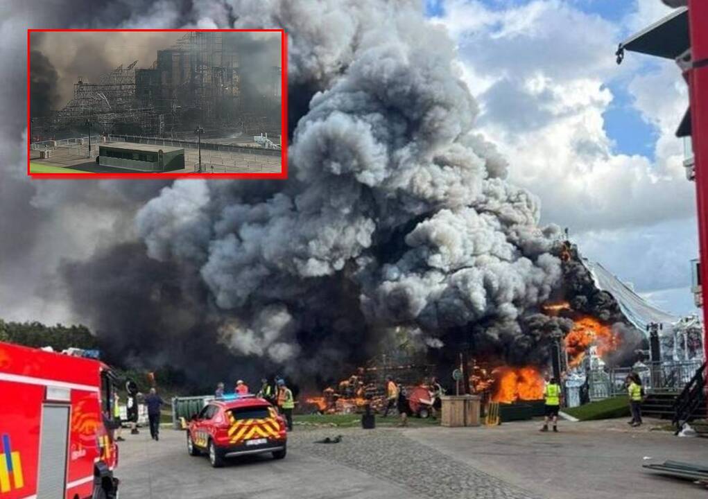 „Tomorrowland“ sceną prarijo liepsnos: vaizdai atima žada