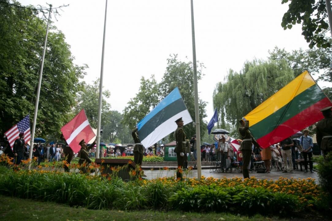 Baltijos šalių atstovai sutarė stiprinti bendradarbiavimą rengiantis visuotinei gynybai