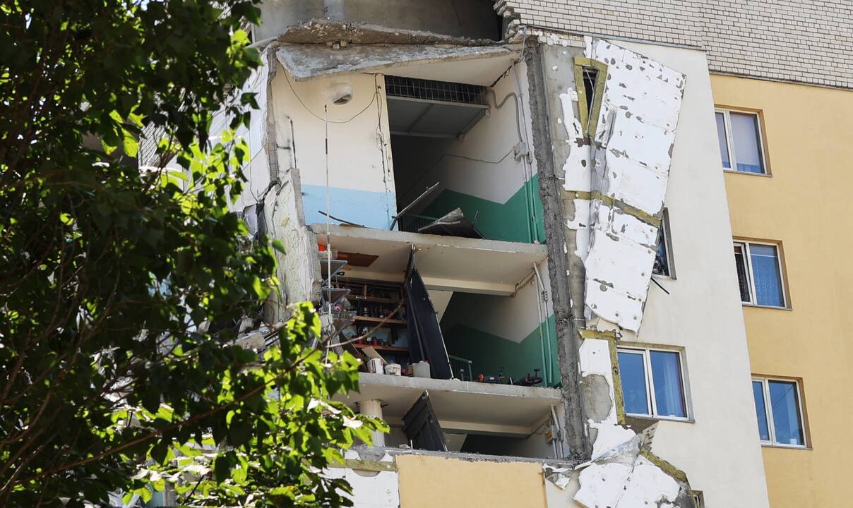 Daugiabutyje Vakarų Rusijoje – sprogimas: žuvo šeši žmonės, dar keturi dingę