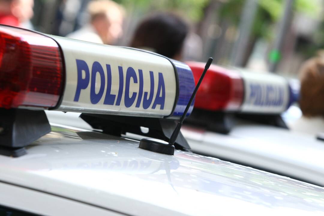 Policija