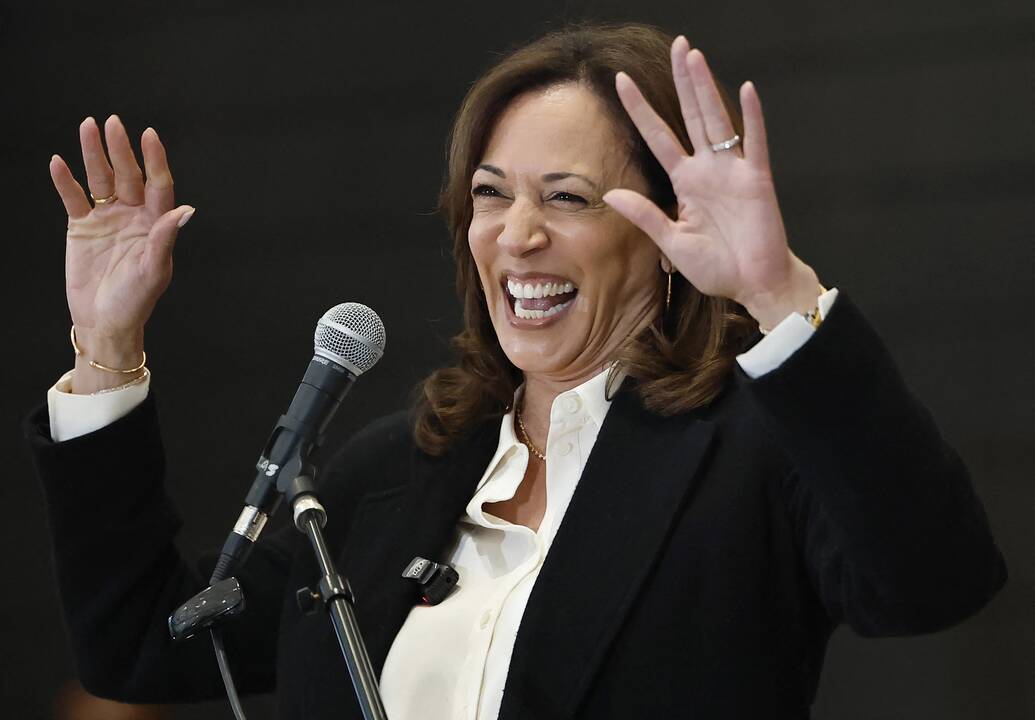 Buvusi JAV viceprezidentė Harris nesieks Kalifornijos gubernatoriaus posto